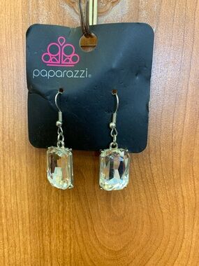 paparazzi Crystal Rectangular Drop Earrings - Clear
